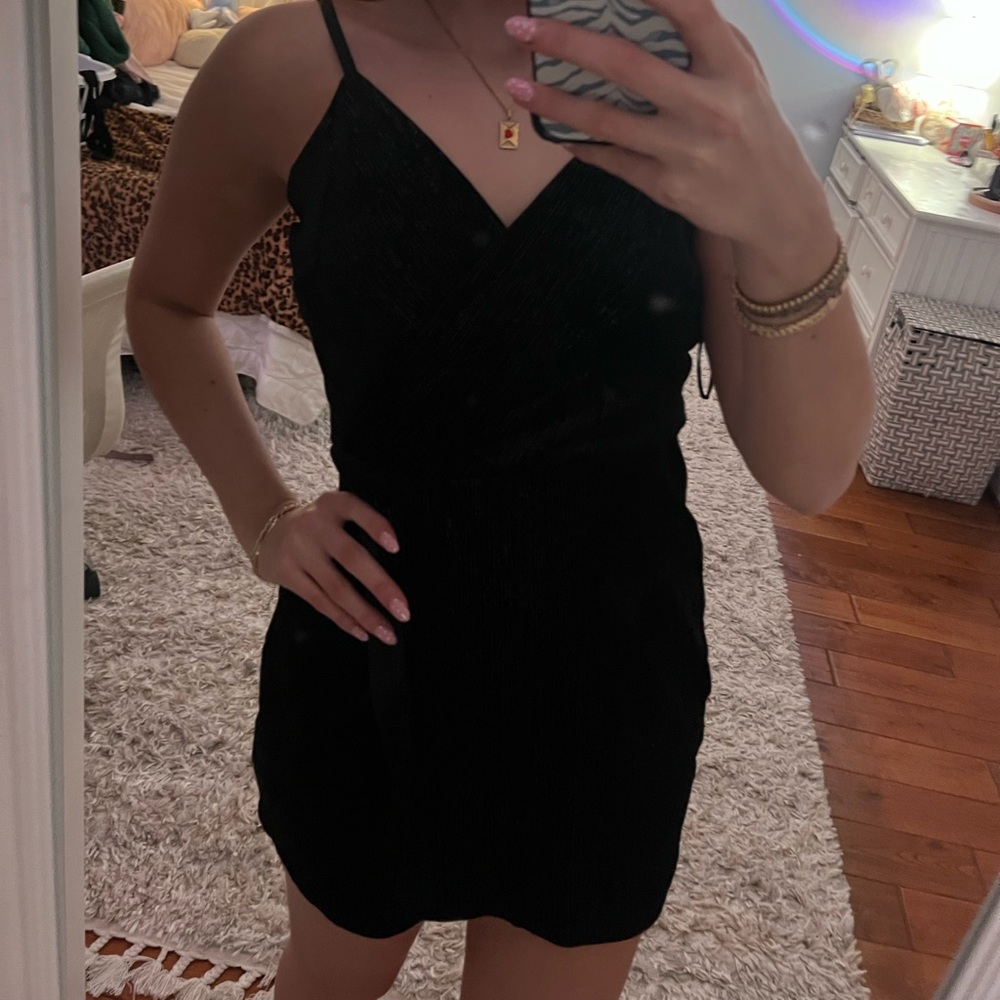 francesca’s black dress